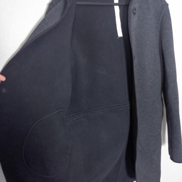 Lululemon Women’s City Bound Wrap Cardigan Charcoal Hooded Snap Front Medium - Picture 6 of 10